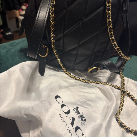 Authentic worn twice Coach Black tabby quilted backpack w/ dustbag. - Picture 4 of 7